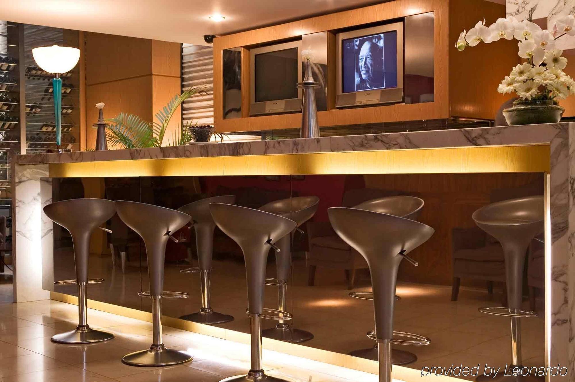 Mercure Curitiba Centro Restoran gambar